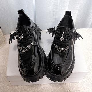 Chaussures à talons Lolita avec chaîne métallique pour femme