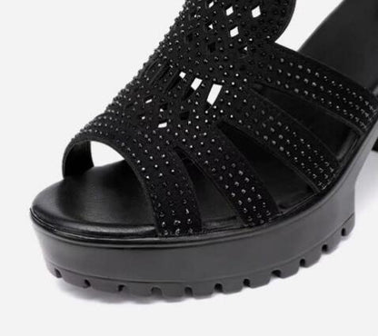 Chaussures ouvertes femme : Sexy, Noires, à talons hauts avec rivets et fermeture éclair